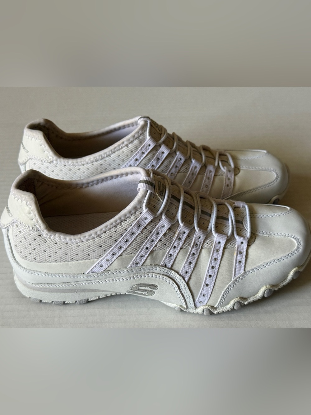 Vtg Skechers Bikers Stargaze White Leather Sneakers Slip Ons Women's Sz 6 #21457
